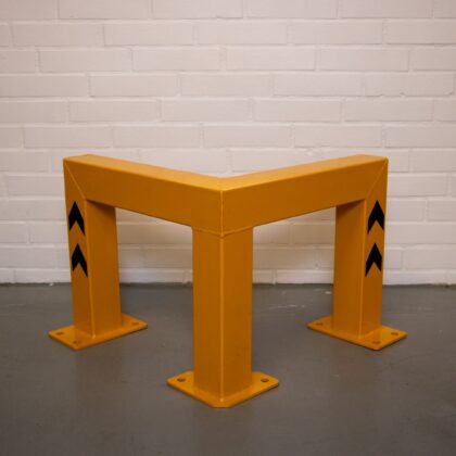 Standard hjørnebeskytter 40 cm. pulverlakeret stål. sikkerhedsgul